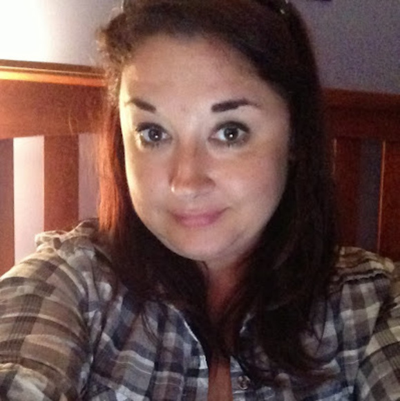 Meet your Posher, Jennifer - Picture 1 of 1